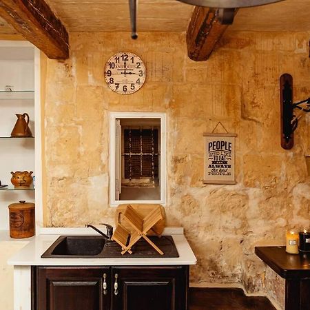 Enchanting 2Bdr Townhouse In Valletta Centre! Valeta Exterior foto
